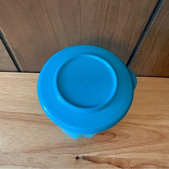 Tupperware Mini Pick-A-Deli - Picture 2 of 6